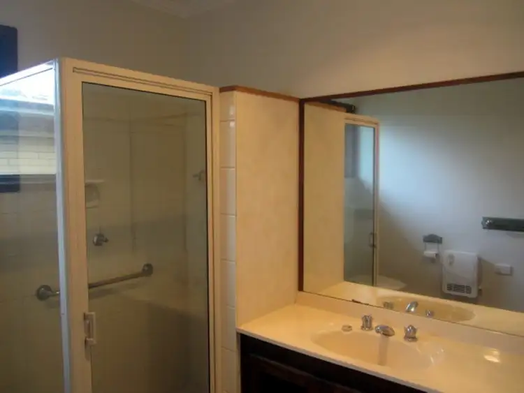 Seventh view of Homely unit listing, 2/10 Pollack Street, Colac VIC 3250