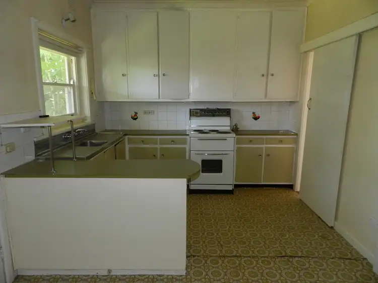 Second view of Homely house listing, 7 Ware Court, Shepparton VIC 3630