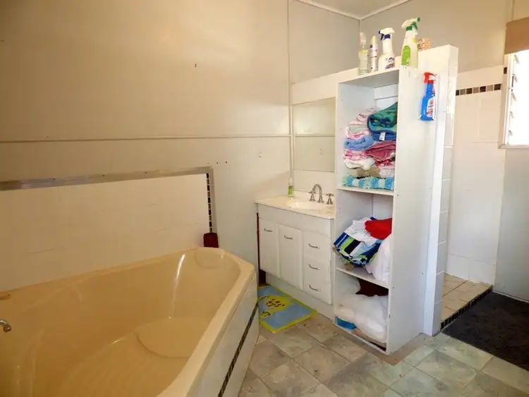 Seventh view of Homely house listing, 8 Ecole, Beaudesert QLD 4285
