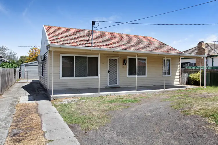 29 Dumfries Street, Deer Park VIC 3023