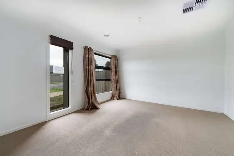 Fifth view of Homely house listing, 21 Renaissance Boulevard, Mernda VIC 3754