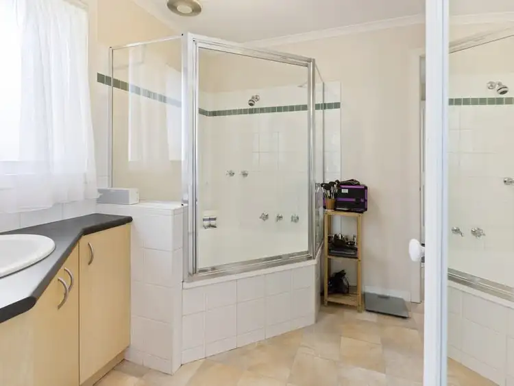 Sixth view of Homely unit listing, 6/3-5 Carol Street, Mornington VIC 3931