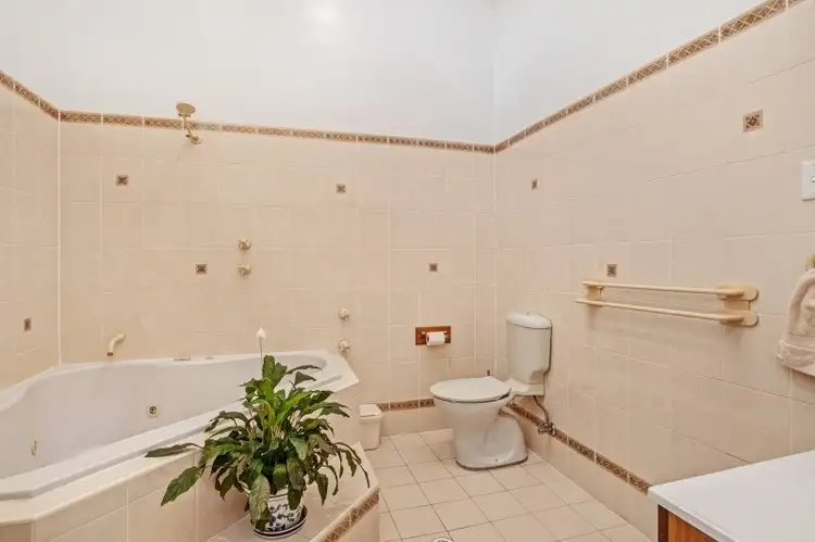 Sixth view of Homely house listing, 10 Somers Close, Metford NSW 2323