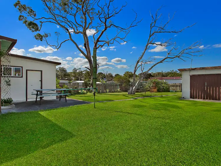 75 Ocean View Road, Gorokan NSW 2263