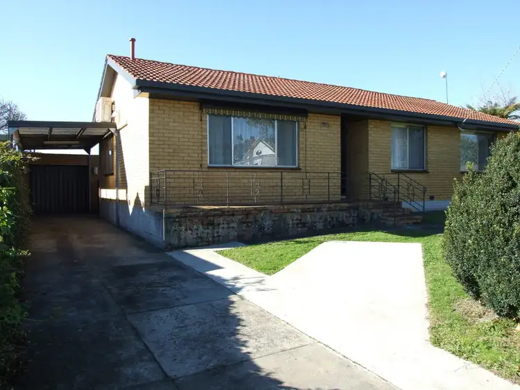 4 Tyers Street, Newborough VIC 3825