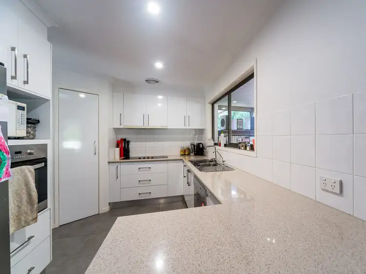 Sixth view of Homely house listing, 2 Quirindi Court, Helensvale QLD 4212