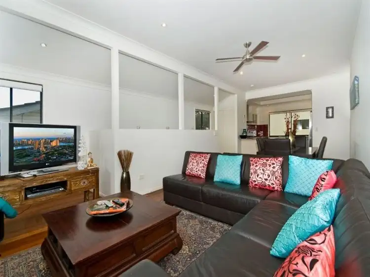 Sixth view of Homely semi-detached listing, 1/39 Kitchener Street, Tugun QLD 4224