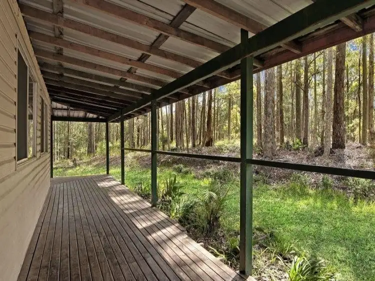 164 Woods Road, Jilliby NSW 2259