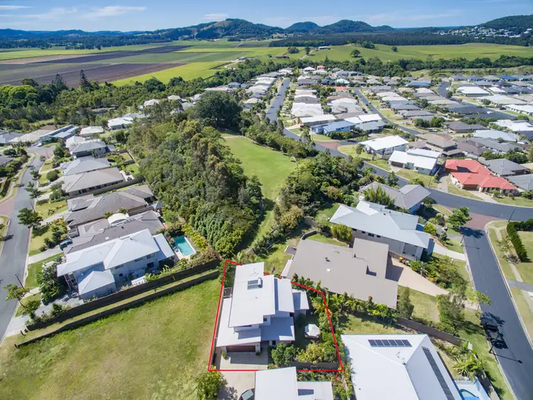 2/44 Newcastle Drive, Pottsville NSW 2489
