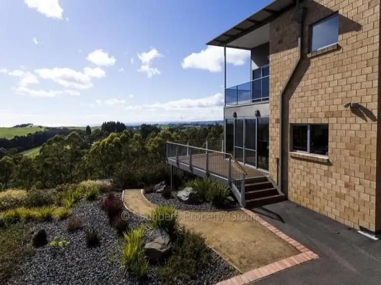 82 Whitehills Road, Penguin TAS 7316