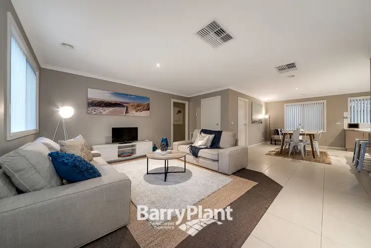Sixth view of Homely house listing, 18 Lucerne Circuit, Pakenham VIC 3810
