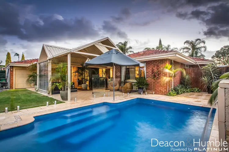 11 Lemongrass Grove, Woodvale WA 6026