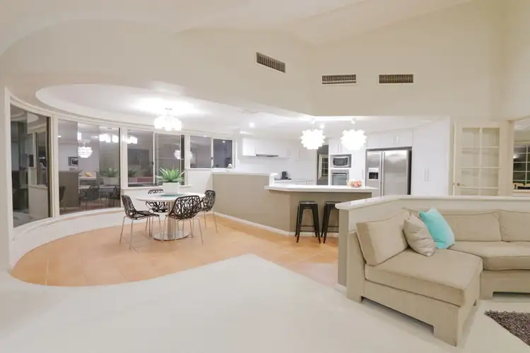 2 Casuarina Court, Canning Vale WA 6155