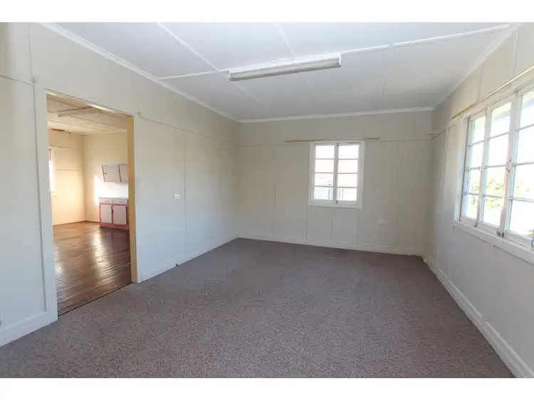 Fifth view of Homely house listing, 10 Thornycroft Street, Tarragindi QLD 4121