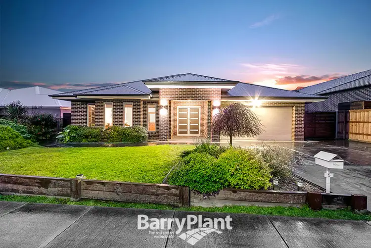 5 Dugan Court, Pakenham VIC 3810
