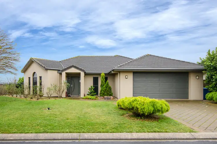 Sixth view of Homely house listing, 1 Skyline Place, Mount Gambier SA 5290