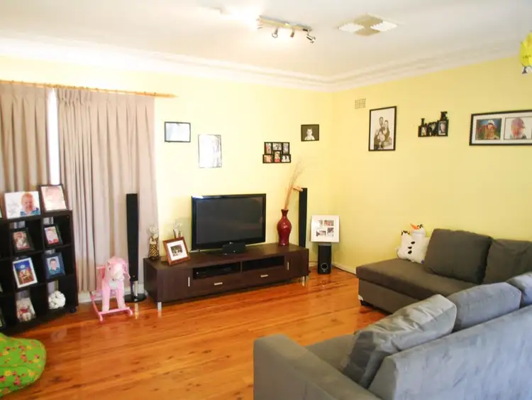 Third view of Homely house listing, 31 Young Street, Dubbo NSW 2830