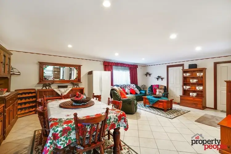Third view of Homely house listing, 33 Cyclamen Place, Macquarie Fields NSW 2564