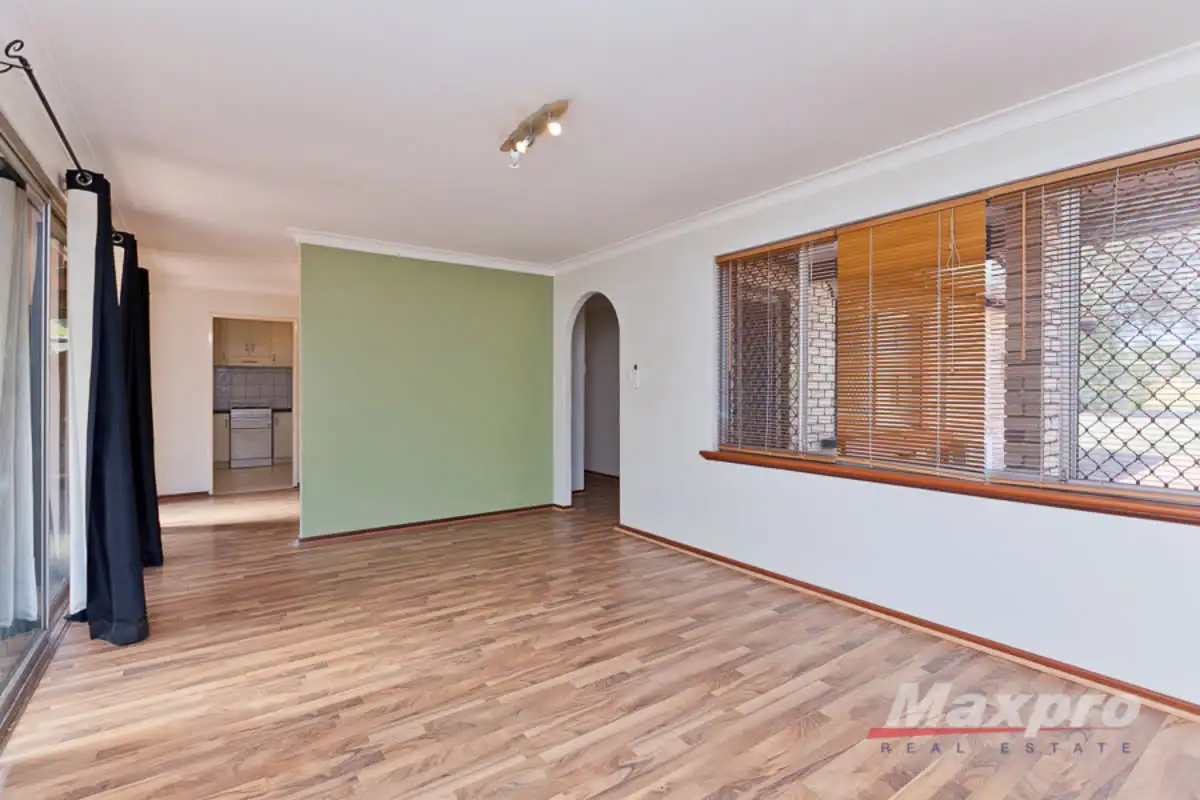 Main view of Homely house listing, 33 Belvedaire Way, Lynwood WA 6147