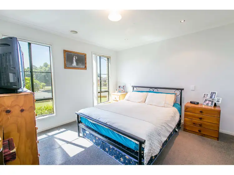 Fifth view of Homely house listing, 5 Percival Court, Glenroy NSW 2640