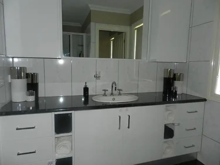 Second view of Homely house listing, 4 Beeac Court, Kialla VIC 3631