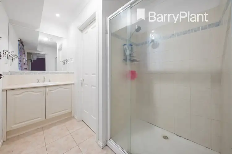 Fourth view of Homely house listing, 18 Jarrah Court, Pakenham VIC 3810