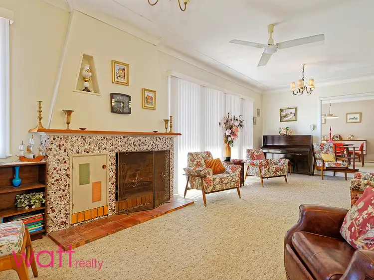 1 Chartwell Street, Aspley QLD 4034