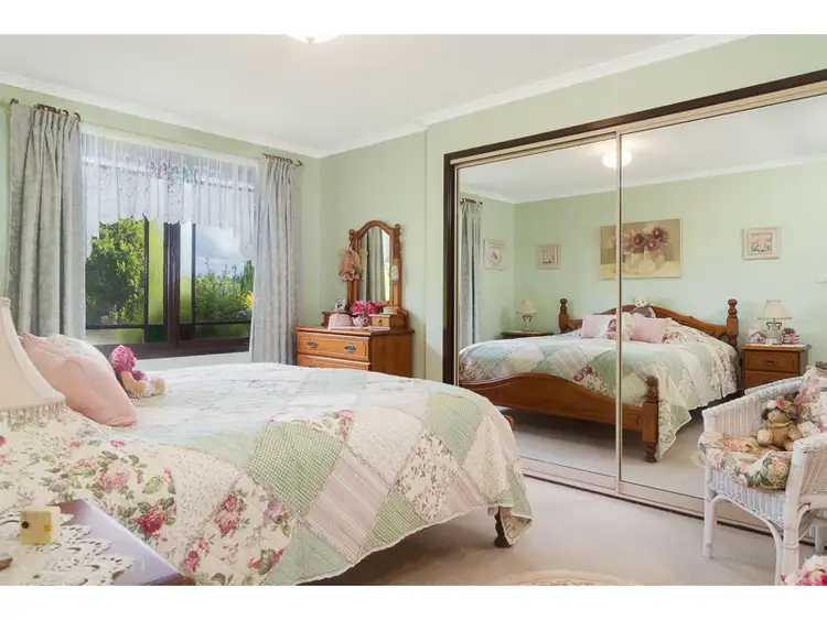 Sixth view of Homely house listing, 5 Uncle Wattleberry Crescent, Faulconbridge NSW 2776