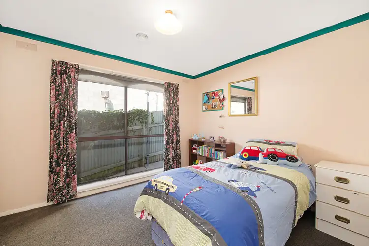 Sixth view of Homely house listing, 8 Kawana Court, Camperdown VIC 3260
