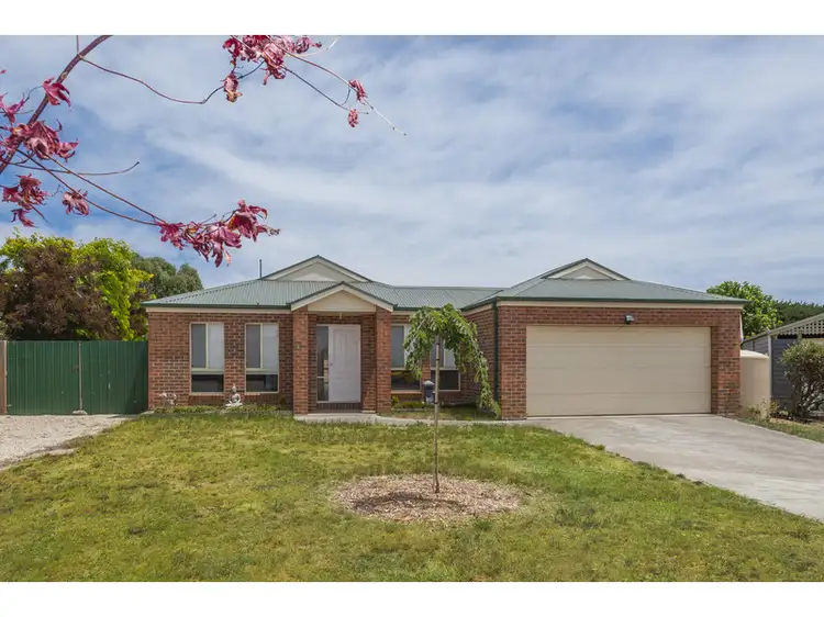 5 Dawson Court, Lancefield VIC 3435