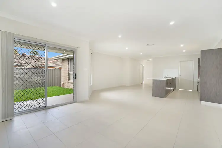 1/76 Beach Street, Ettalong Beach NSW 2257