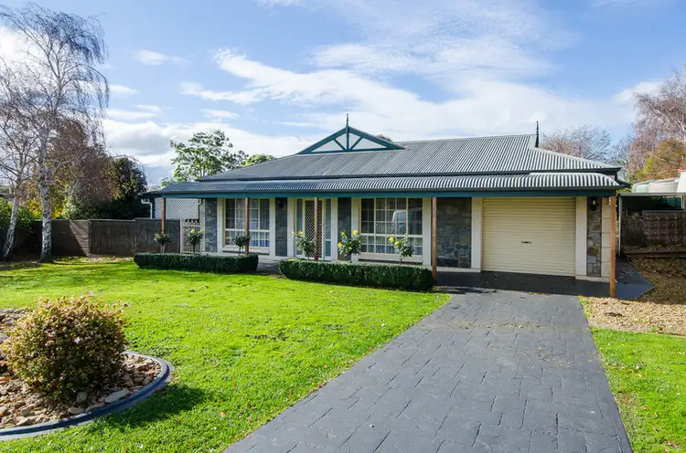 Sixth view of Homely house listing, 1 Oakland Court, Mount Gambier SA 5290