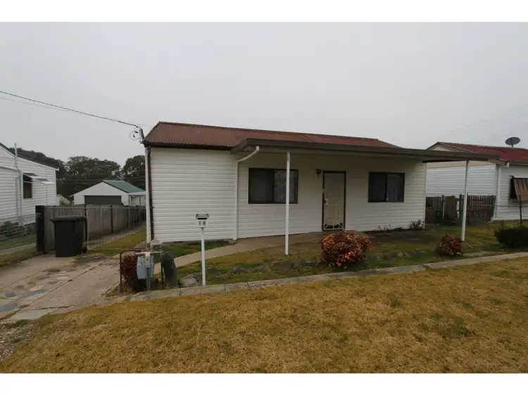 14 Moresby Way, West Bathurst NSW 2795