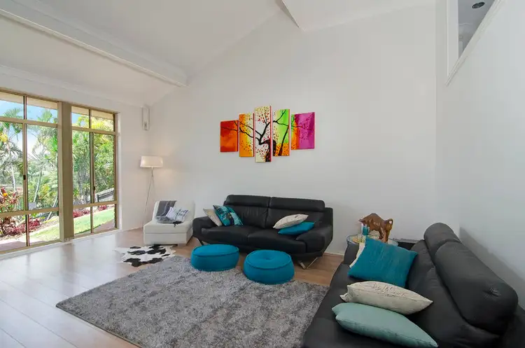 Third view of Homely house listing, 10 Pauline Place, Highland Park QLD 4211