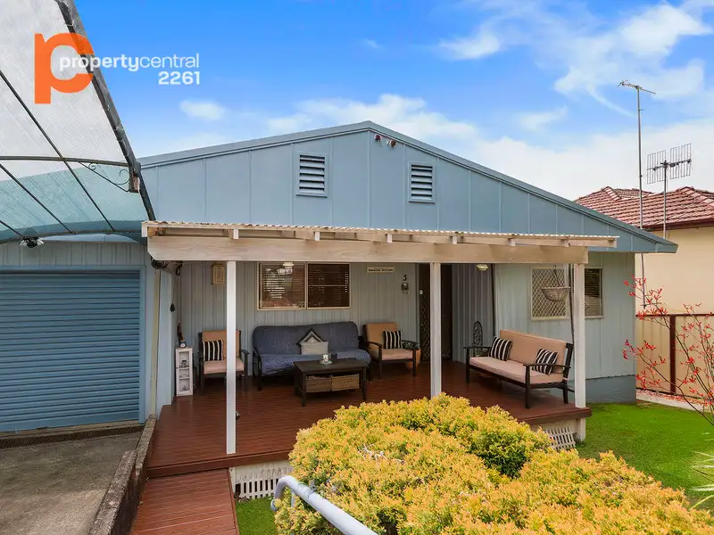 Main view of Homely house listing, 3 Donegal Road, Berkeley Vale NSW 2261
