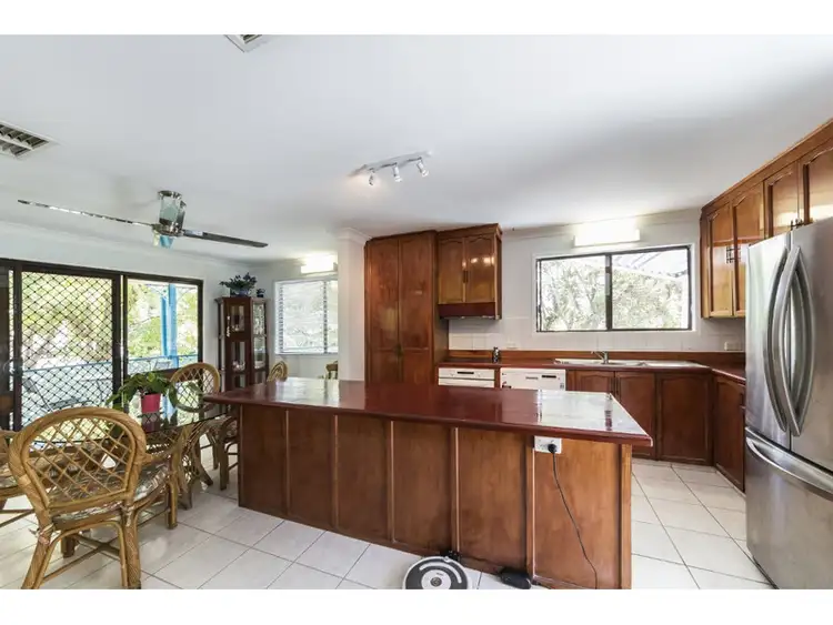 Second view of Homely house listing, 6 Seahorse Crescent, Lammermoor QLD 4703