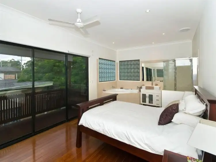 Seventh view of Homely semi-detached listing, 1/39 Kitchener Street, Tugun QLD 4224