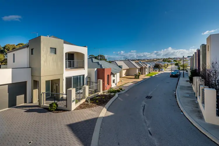 Fourth view of Homely house listing, 10 Redfern Bend, Clarkson WA 6030