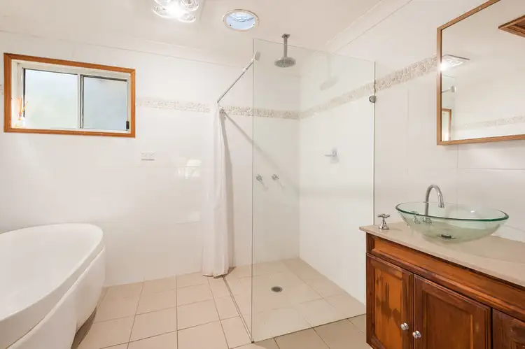 Sixth view of Homely house listing, 3 Nalkari Avenue, Wyoming NSW 2250