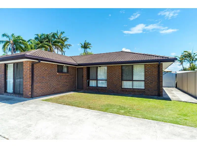 Main view of Homely semi-detached listing, 1/96 Kangaroo Avenue, Coombabah QLD 4216
