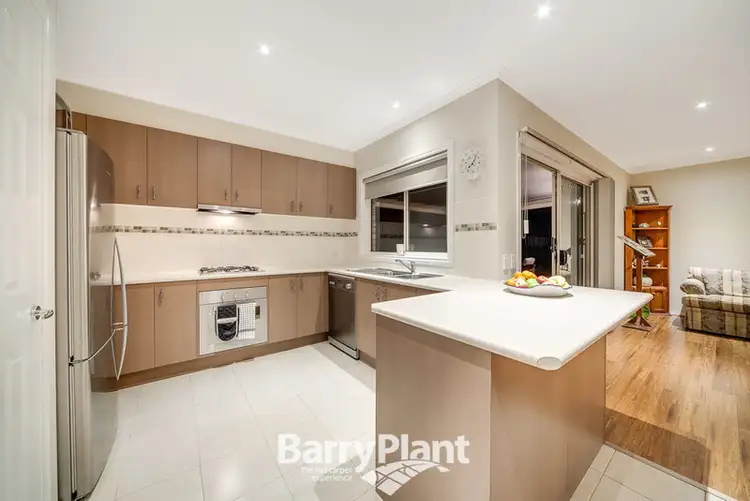 Fourth view of Homely house listing, 8 Killarney Crescent, Pakenham VIC 3810