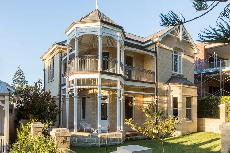 14 Deane Street, Cottesloe WA 6011