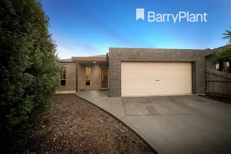 24 Grand Central Boulevard, Pakenham VIC 3810