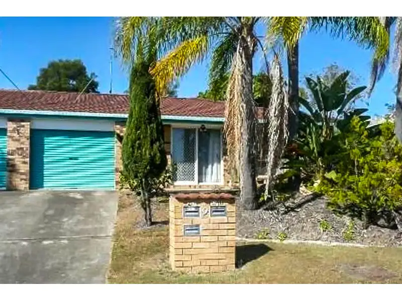Main view of Homely semi-detached listing, 1/9 Goldwyn Way, Oxenford QLD 4210