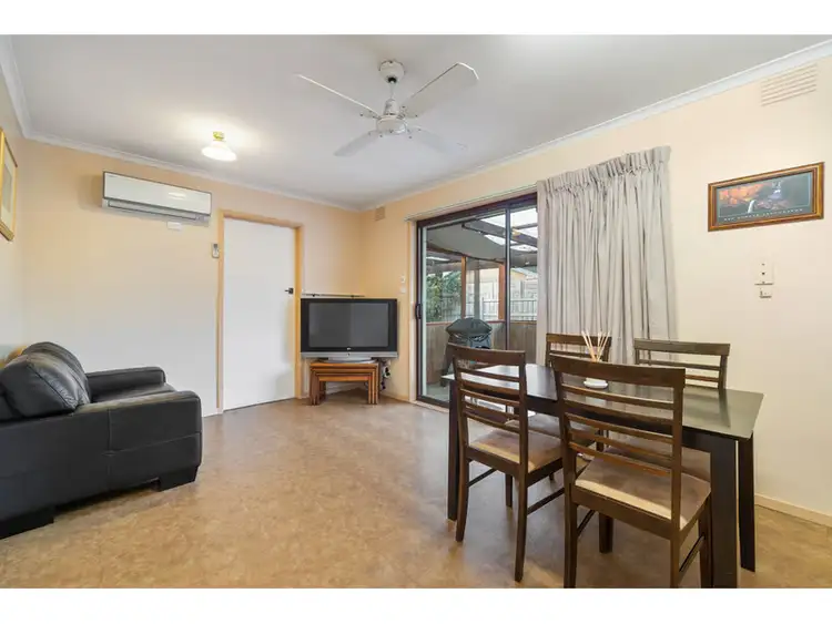 Fifth view of Homely house listing, 15 Burleigh Court, Frankston VIC 3199