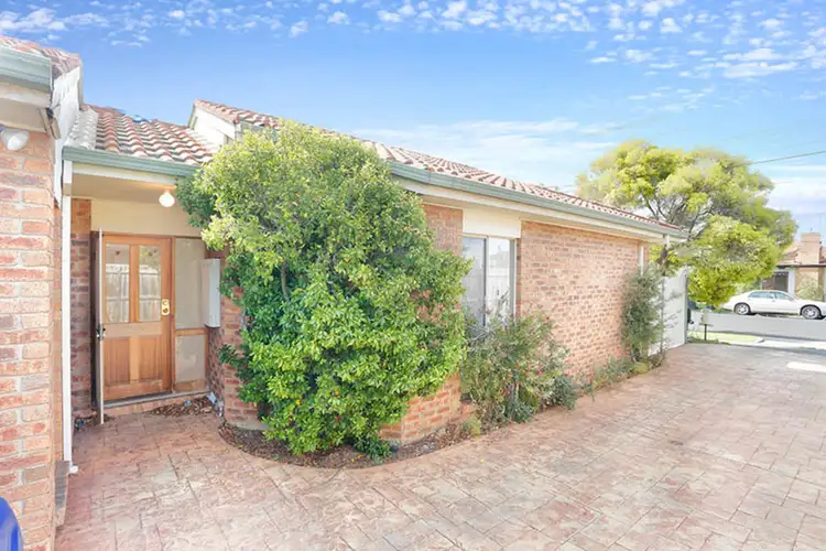 1 & 2/116 Morris Street, Sunshine VIC 3020