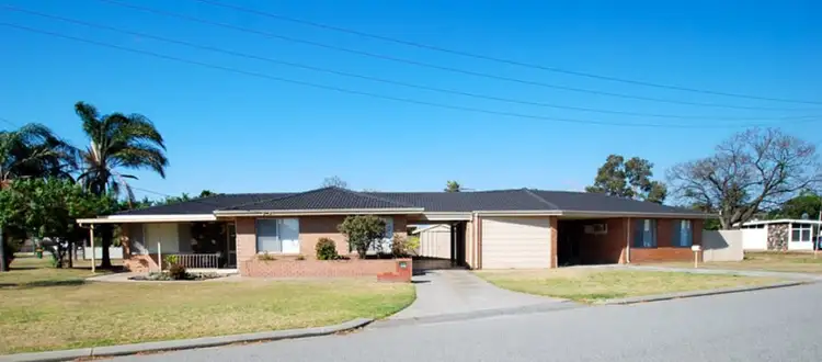 2 Greenwood Place, Lynwood WA 6147