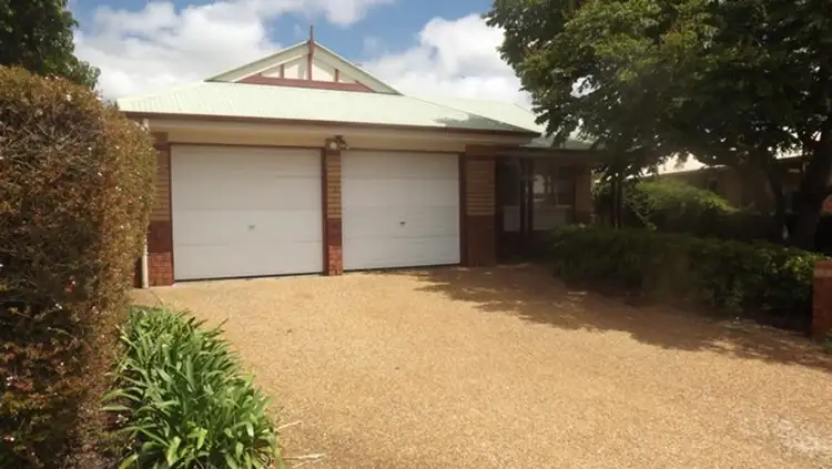 9 Hennenlotter Court, Kearneys Spring QLD 4350