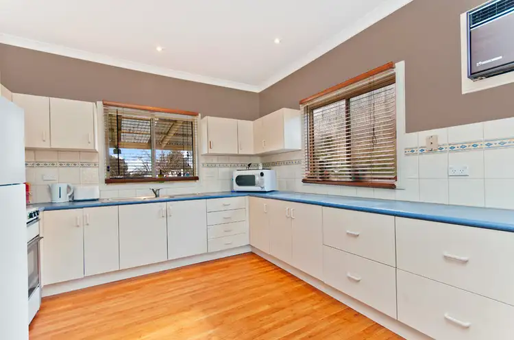Third view of Homely house listing, 40 Kokoda Avenue, Hamilton VIC 3300