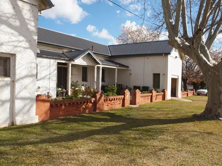 Main view of Homely block of units listing, 90-96 Larmer Street, Narrandera NSW 2700